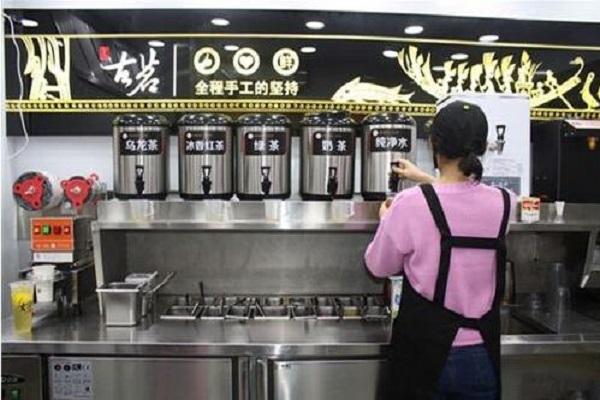 古茗奶茶店内
