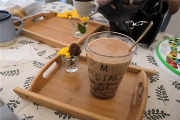 古茗奶茶产品图